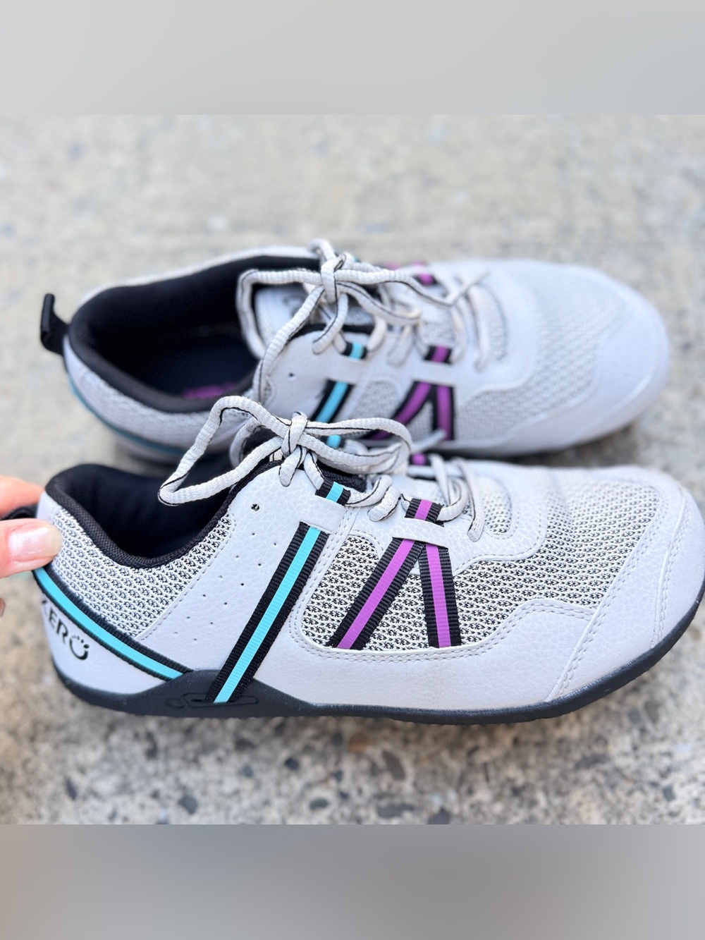 Xero Shoes barefoot sneakers white size 8.5